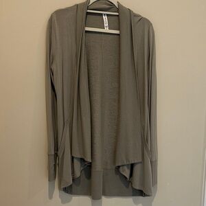 Athleta Pranayama Restore Wrap